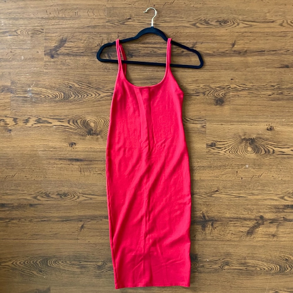 Red bodycon dress